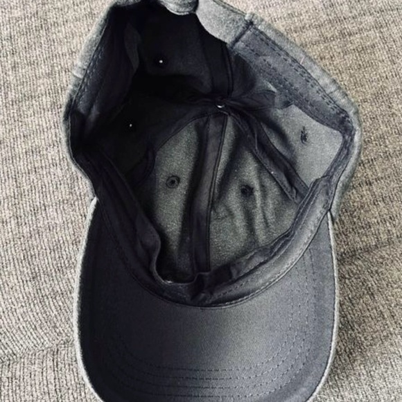 Black KID’s Steamboat Willie Mickey Adjustable Distressed Baseball Cap Ages 6-13 - Picture 7 of 8